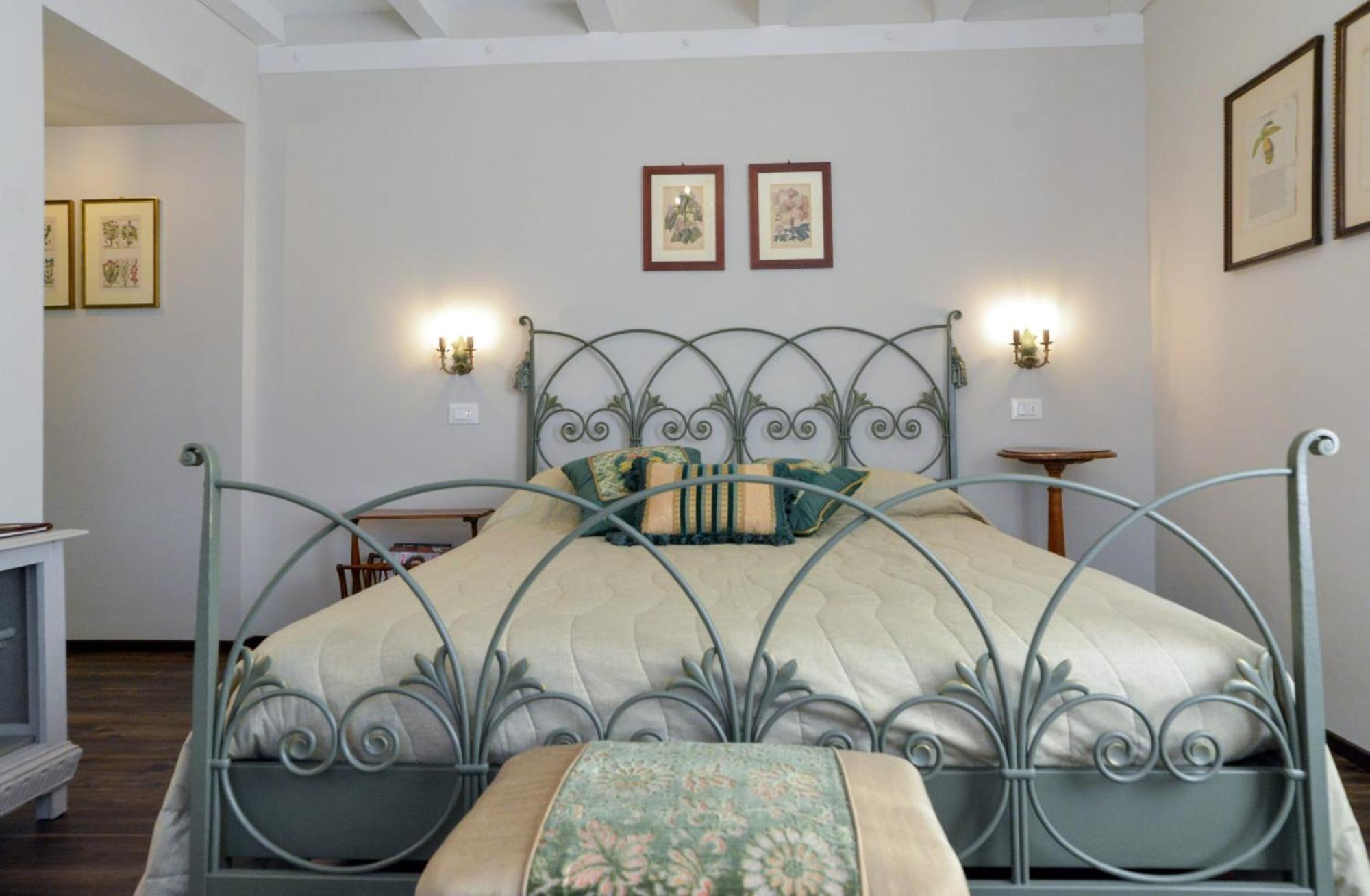 I Torretti Locazione Turistica, Ristorante, Lounge Bar Hotel Азоло Екстериор снимка