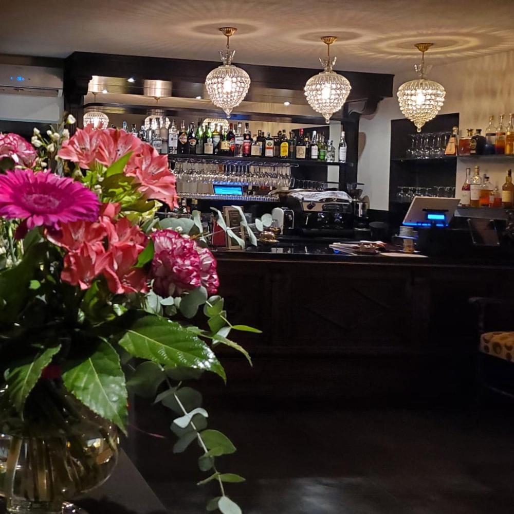 I Torretti Locazione Turistica, Ristorante, Lounge Bar Hotel Азоло Екстериор снимка